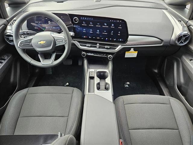 New 2026 Chevrolet Equinox EV LT w/ Comfort Package FWD image 14