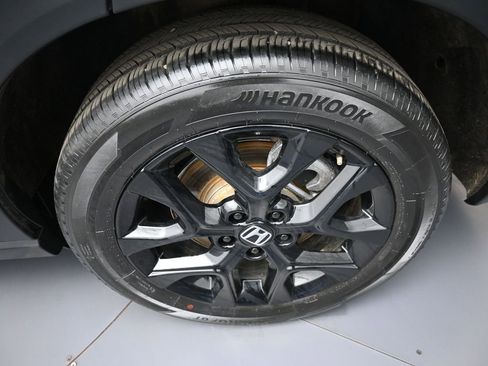 Certified 2024 Honda HR-V Sport image 15