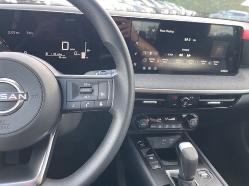 New 2026 Nissan Kicks SV image 28