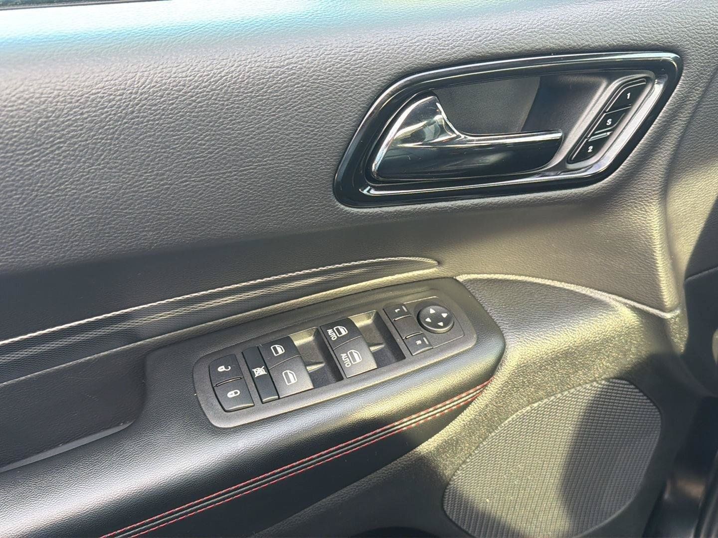 Used 2025 Dodge Durango GT AWD/4WD image 5