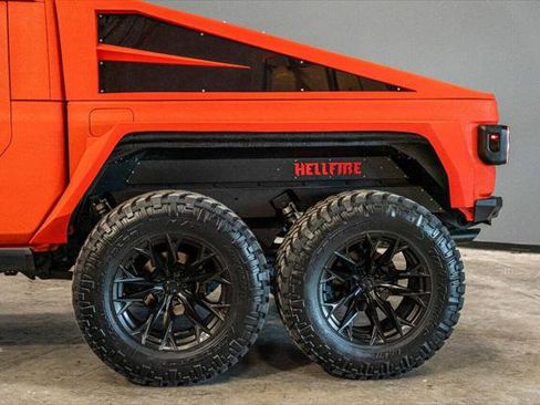 Used 2023 Jeep Gladiator Sport image 14