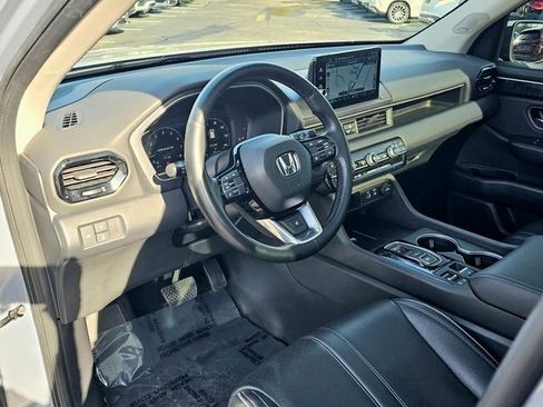 Used 2023 Honda Pilot Elite image 16
