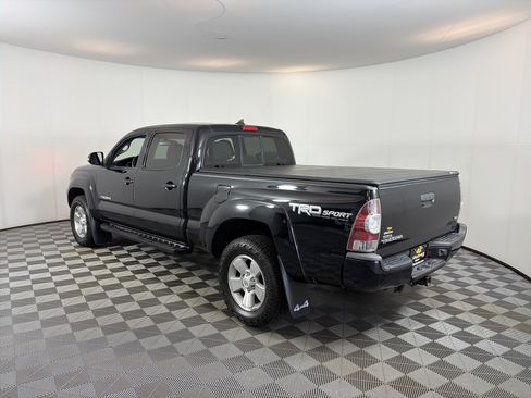Used 2015 Toyota Tacoma 4x4 Double Cab image 8