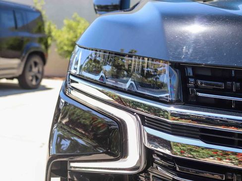 Used 2021 Chevrolet Tahoe LT RWD image 9