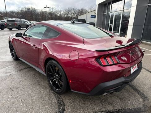 Used 2025 Ford Mustang GT Premium image 5
