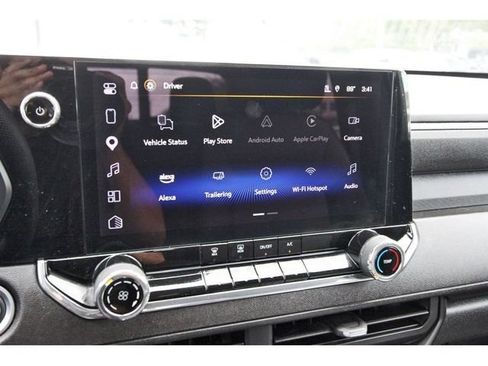 Used 2025 Chevrolet Colorado W/T RWD image 21