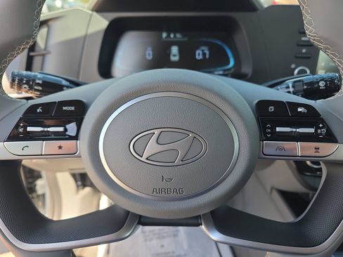 Used 2026 Hyundai Elantra SEL Sport Premium FWD image 27