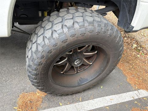 Used 2022 Ford F250 Limited w/ FX4 Off-Road Package AWD/4WD image 11