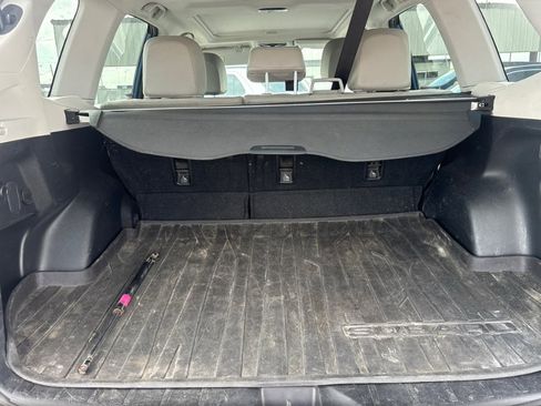 Used 2017 Subaru Forester 2.5i Limited AWD/4WD image 7