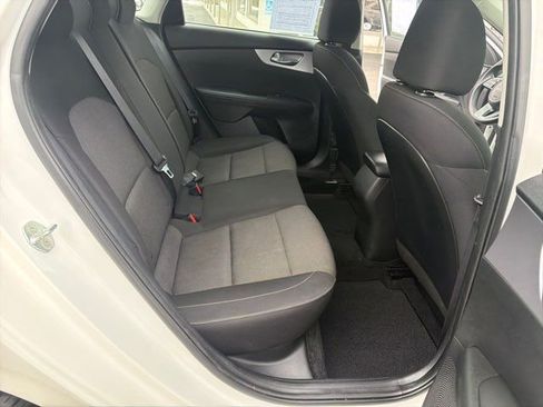Used 2022 Kia Forte LXS image 24