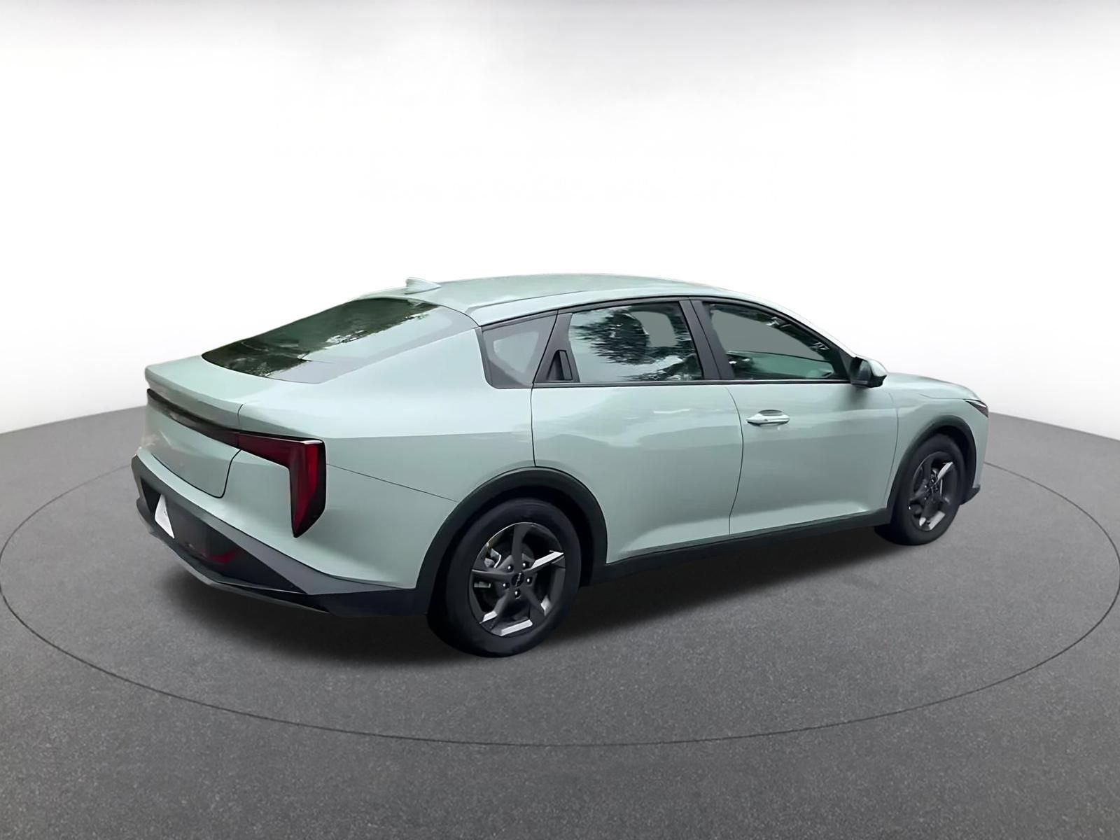 Used 2026 Kia K4 FWD image 14