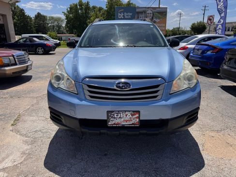 Used 2010 Subaru Outback 2.5i AWD/4WD image 11