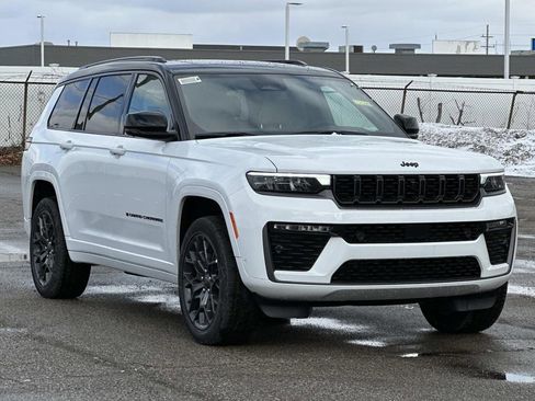 New 2026 Jeep Grand Cherokee L Summit w/ Obsidian Package image 1