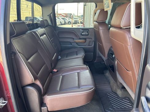 Used 2017 Chevrolet Silverado 1500 High Country image 18