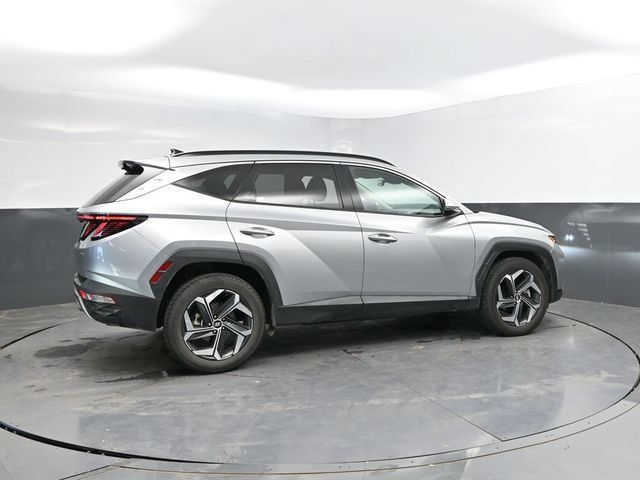 Used 2024 Hyundai Tucson Limited AWD/4WD image 2