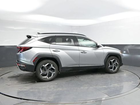 Used 2024 Hyundai Tucson Limited AWD/4WD image 2