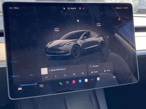 Used 2023 Tesla Model 3 Performance image 16