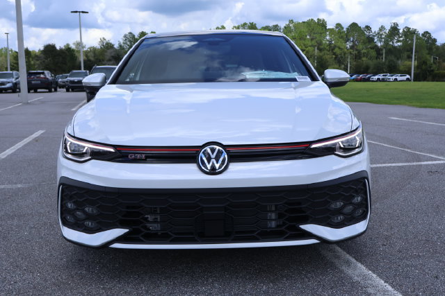 New 2026 Volkswagen GTI SE FWD image 2