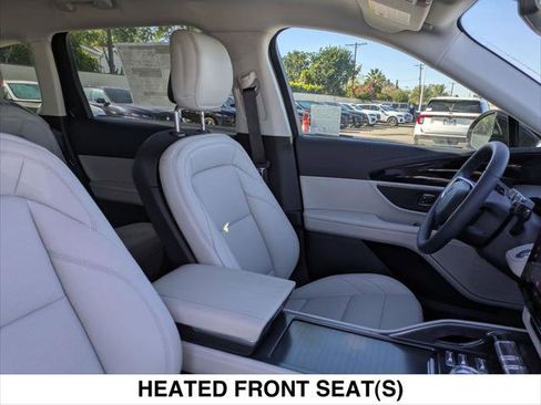 New 2026 Lincoln Nautilus Premier image 14