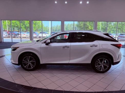 Used 2024 Lexus RX 350 Premium w/ Convenience Package FWD image 4