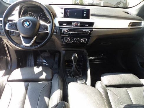 Used 2017 BMW X1 xDrive28i AWD/4WD image 9