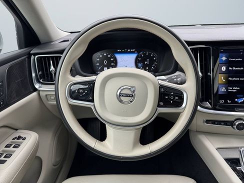 Used 2022 Volvo S60 B5 Inscription w/ Advanced Package AWD/4WD image 12