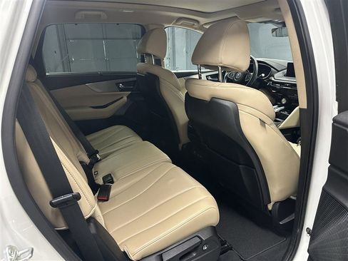 Used 2023 Acura MDX SH-AWD w/ Technology Package image 6