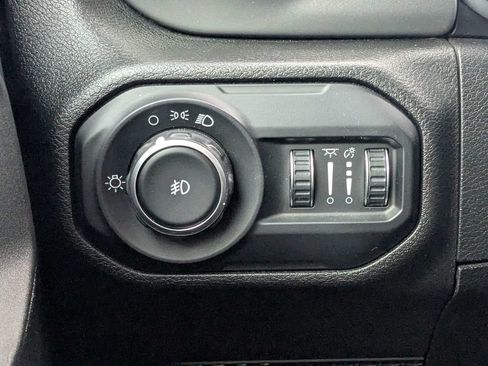 Used 2021 Jeep Wrangler Unlimited Sport AWD/4WD image 21