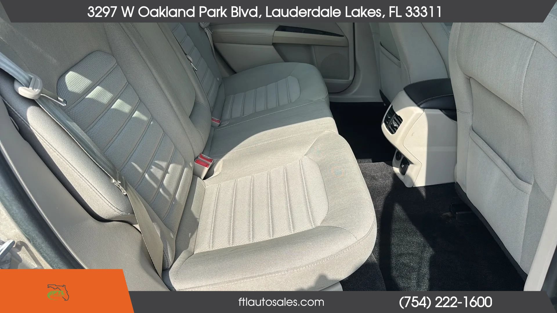 Used 2018 Ford Fusion SE FWD image 31