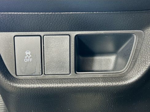 Certified 2026 Honda HR-V EX-L image 11