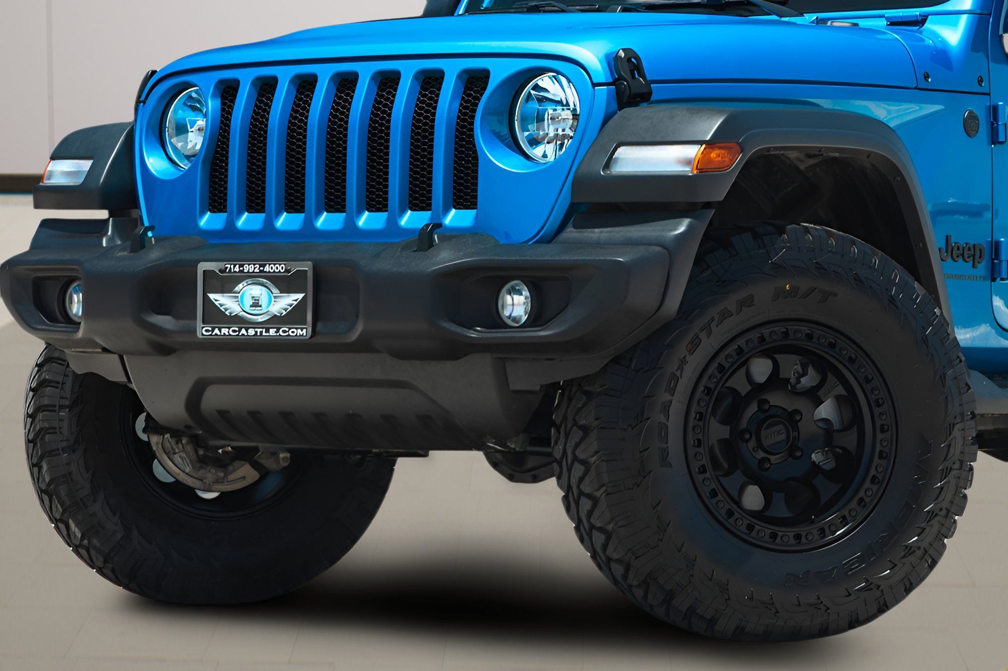 Used 2023 Jeep Wrangler Sport AWD/4WD image 2