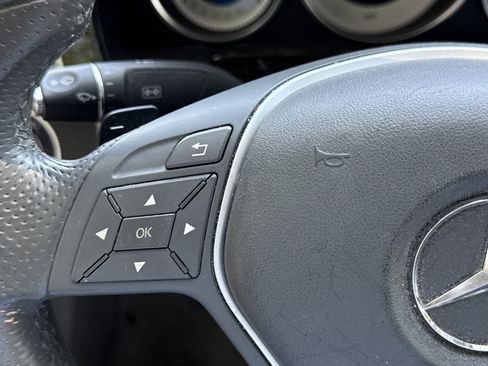 Used 2014 Mercedes-Benz E 350 Sedan image 15