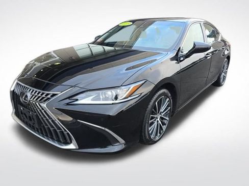 Used 2023 Lexus ES 350 w/ Premium Package image 3
