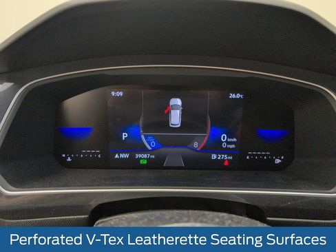 Used 2023 Volkswagen Tiguan SE R-Line FWD image 25