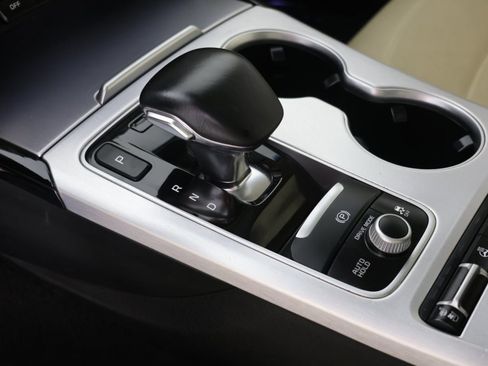 Used 2023 Kia Stinger GT2 image 6