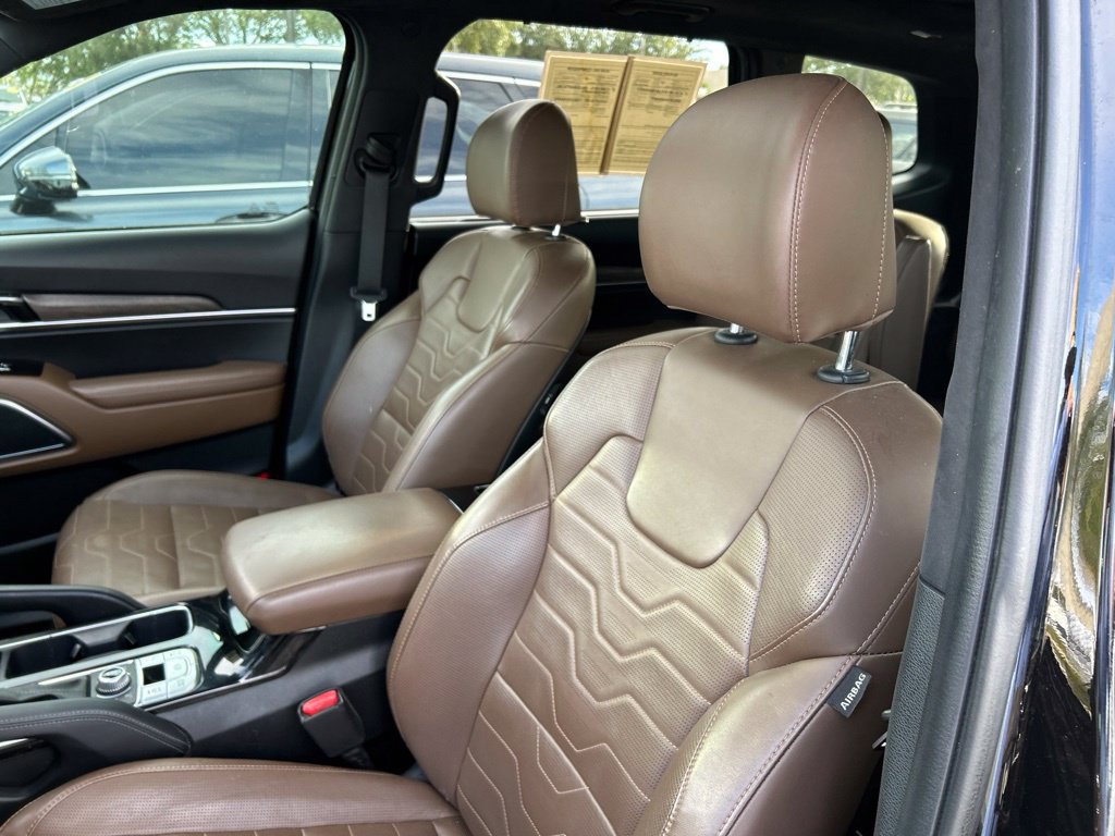 Used 2022 Kia Telluride SX w/ SX Prestige Package AWD/4WD image 21