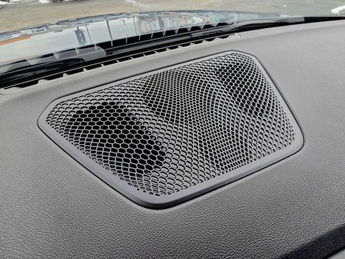 Used 2022 BMW 430i xDrive Coupe w/ M Sport Package image 55