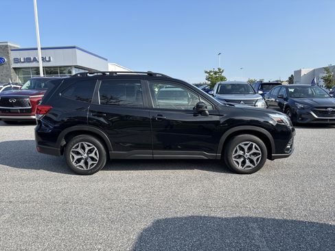 Certified 2023 Subaru Forester Premium AWD/4WD image 25