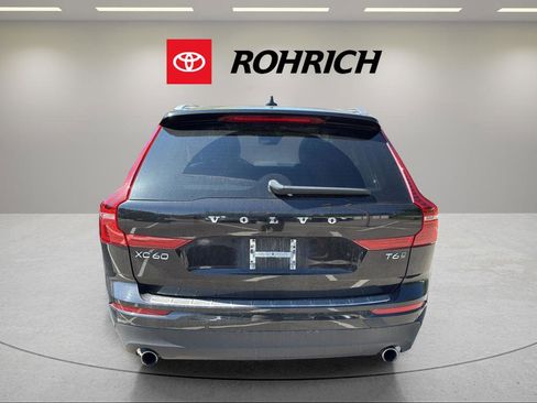 Used 2021 Volvo XC60 T6 Momentum w/ Premium Package AWD/4WD image 7