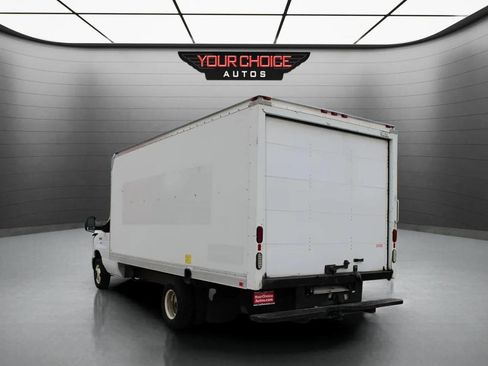 Used 2014 Ford E-350 and Econoline 350 Super Duty image 7