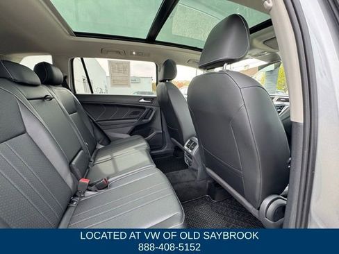Certified 2023 Volkswagen Tiguan SE w/ Panoramic Sunroof Package AWD/4WD image 22