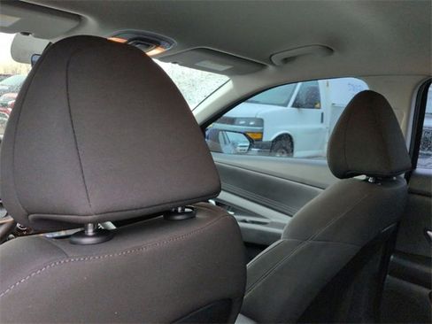 Used 2024 Hyundai Elantra SEL image 26