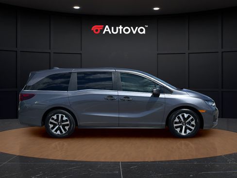 Used 2026 Honda Odyssey EX-L image 6