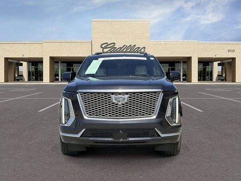Certified 2026 Cadillac Escalade ESV Platinum Luxury w/ LPO, Radiant Package AWD/4WD image 2