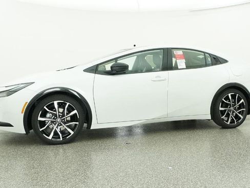 New 2026 Toyota Prius XSE Premium image 8