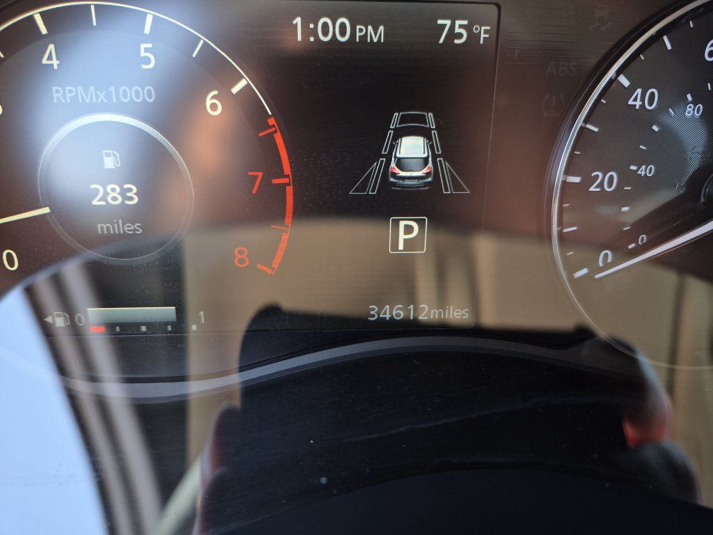Certified 2023 Nissan Kicks SR w/ SR Premium Package FWD image 28