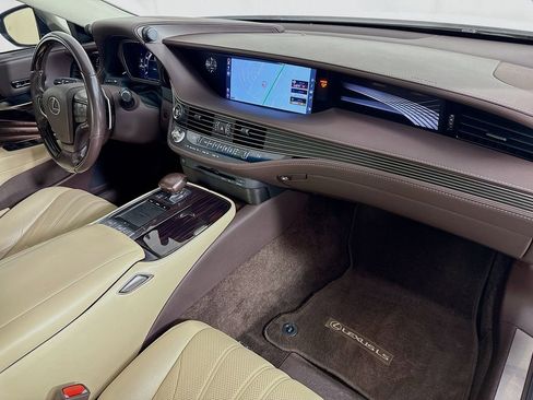 Used 2018 Lexus LS 500 image 30