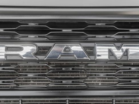Used 2025 RAM ProMaster 2500 w/ Convenience Group FWD image 5