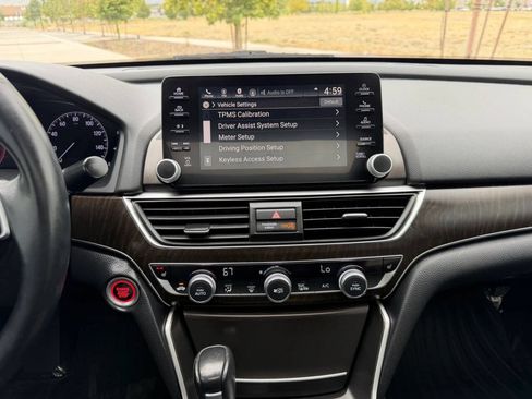 Used 2018 Honda Accord EX-L image 23