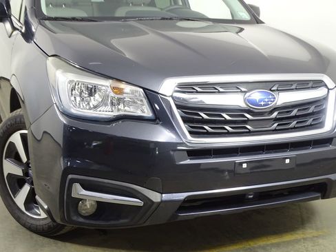 Used 2017 Subaru Forester 2.5i Limited w/ Protection Package #2 image 37